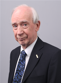 Profile image for Councillor Ron Batstone