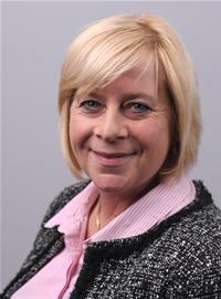 Profile image for Councillor Ruth Molyneaux